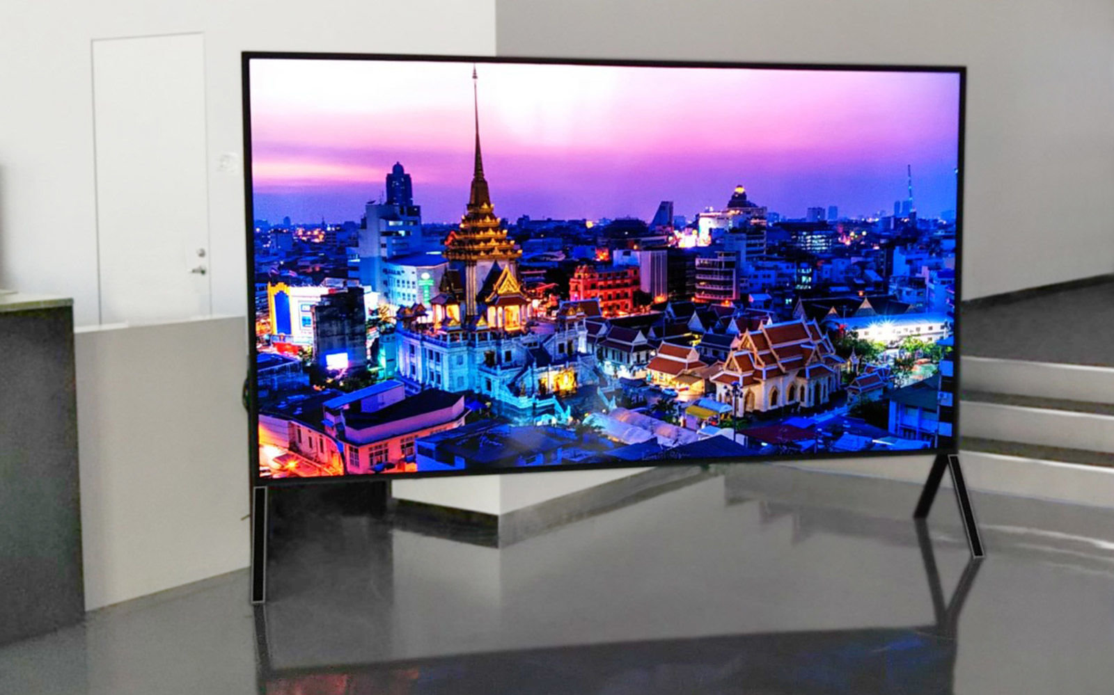 تلویزیون QLED